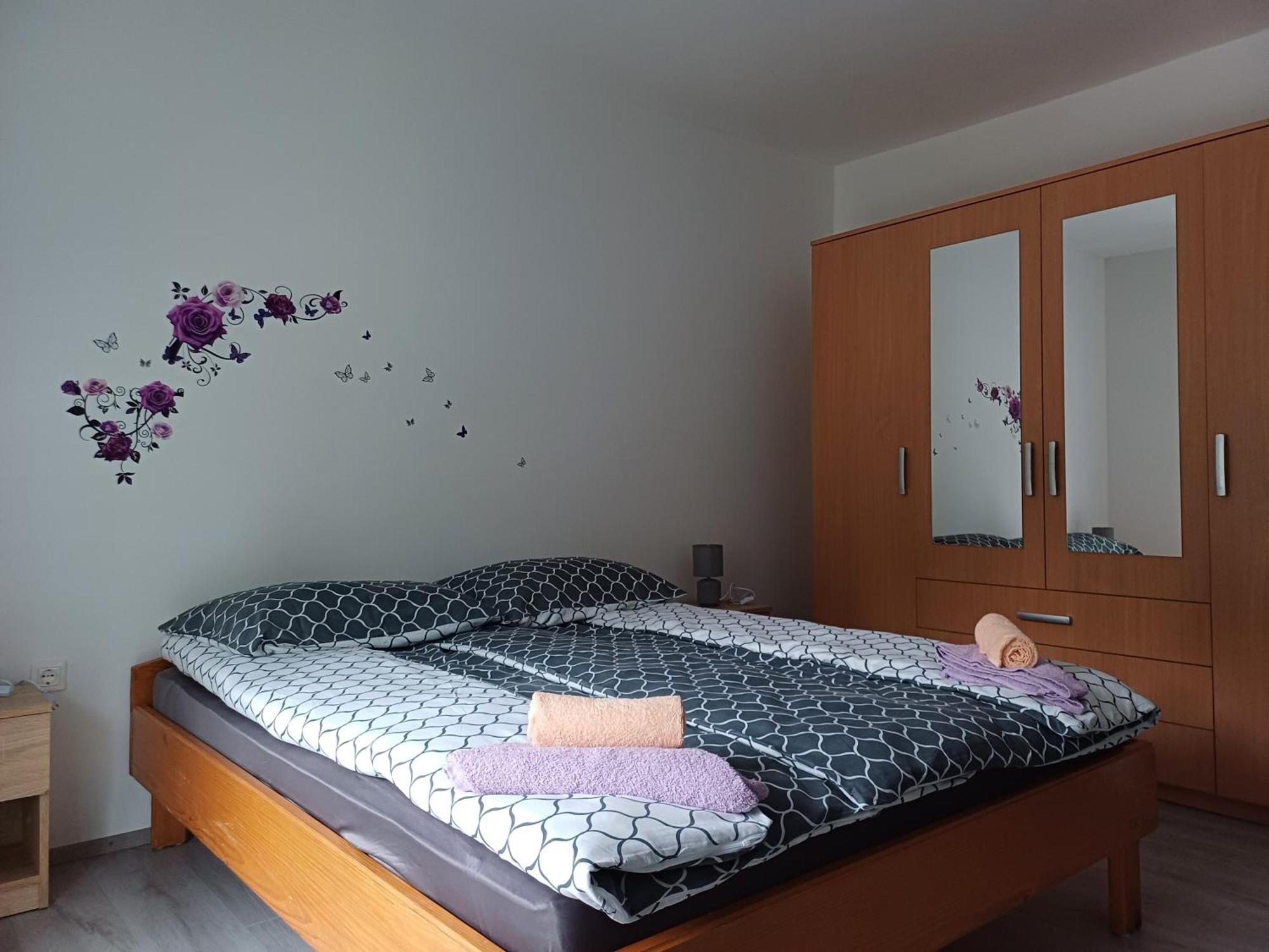 Apartma Ginga Osilnica Bagian luar foto